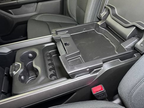 New 2026 RAM 1500 Express AWD/4WD image 31