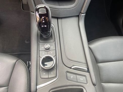 Used 2025 Cadillac XT5 Premium Luxury image 39