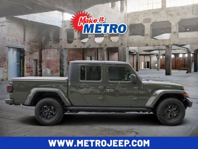 Used 2023 Jeep Gladiator Sport