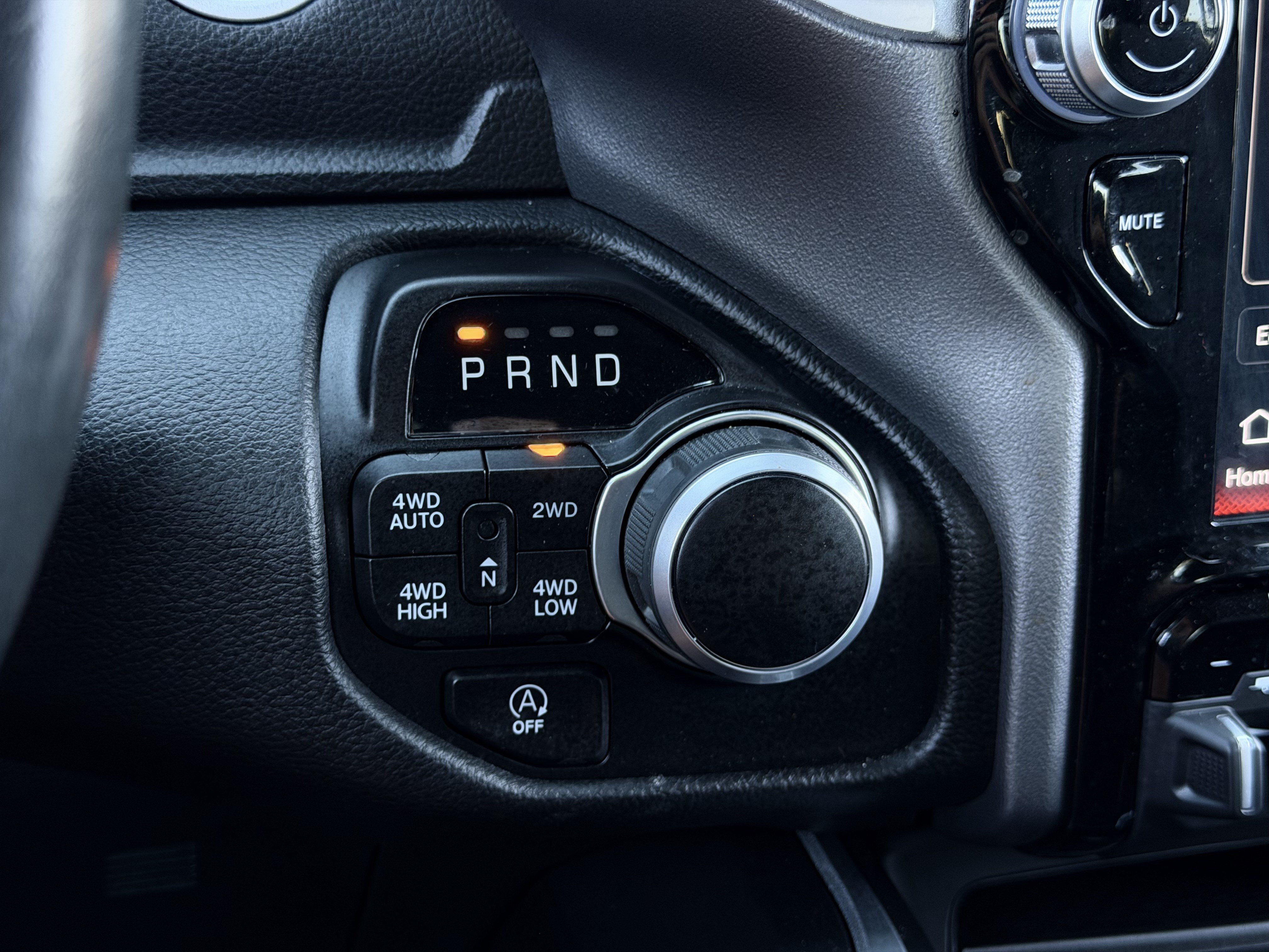 Used 2023 RAM 1500 Big Horn AWD/4WD image 16