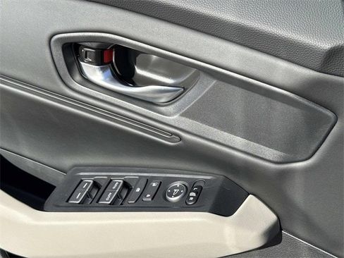 New 2025 Honda Accord SE image 9