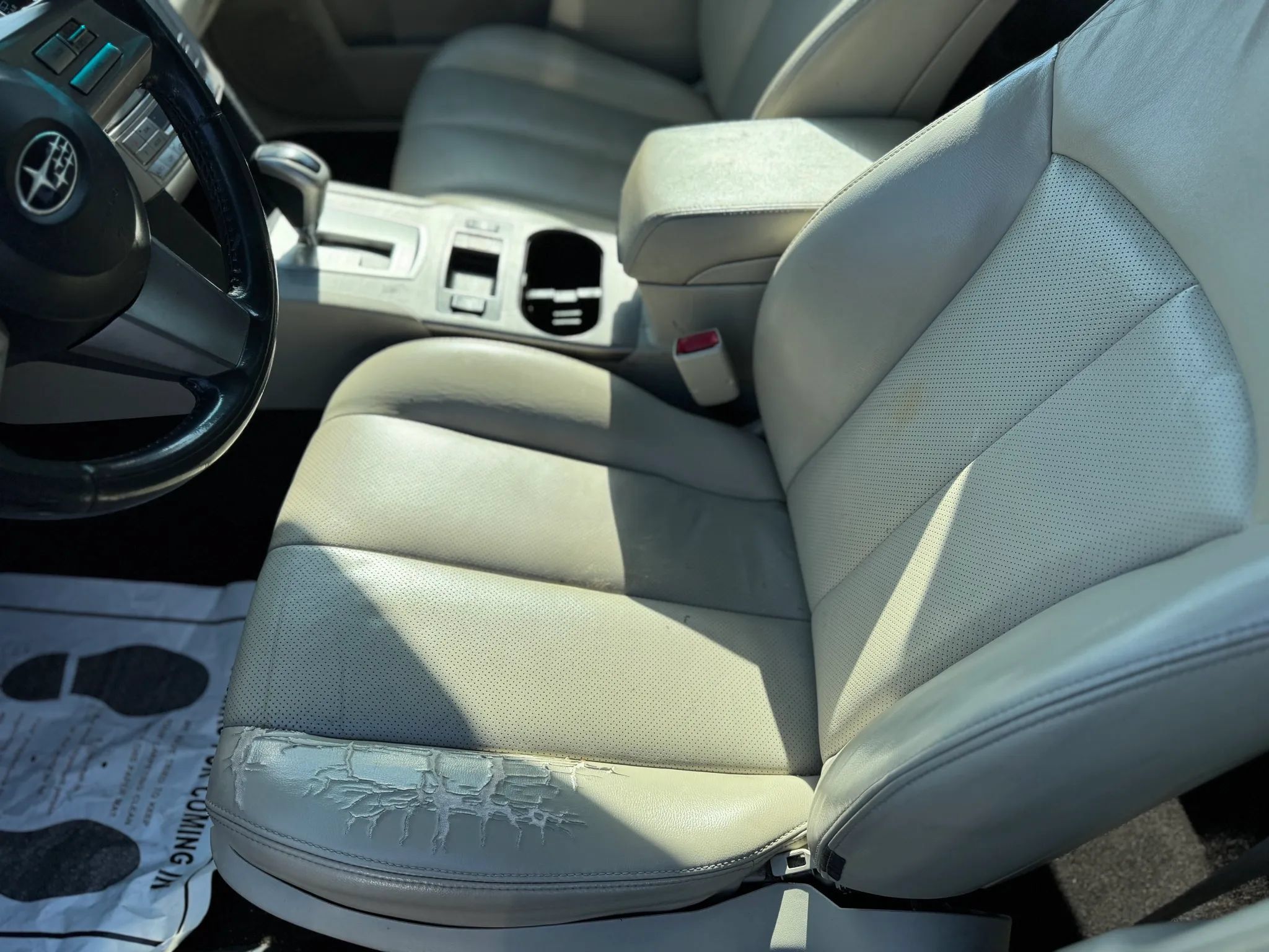 Used 2011 Subaru Outback 2.5i Limited AWD/4WD image 12