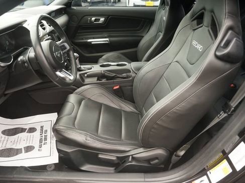 Used 2022 Ford Mustang GT Premium w/ Equipment Group 401A RWD image 9