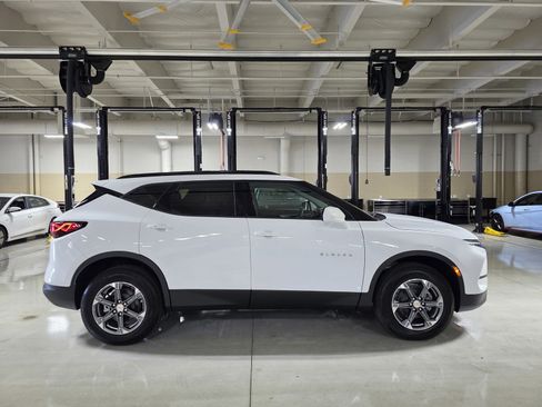 New 2026 Chevrolet Blazer LT w/ Convenience Package image 8