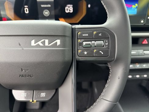 New 2027 Kia Seltos LX AWD/4WD image 17