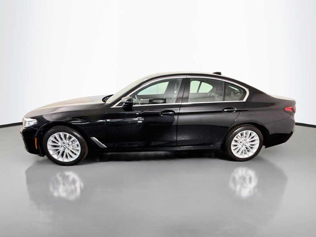 Used 2023 BMW 530i xDrive w/ Premium Package AWD/4WD image 6