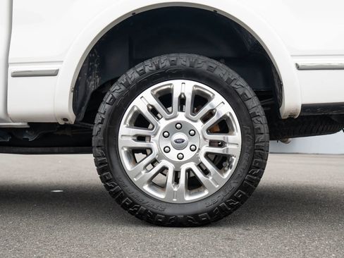 Used 2014 Ford F150 Platinum image 15