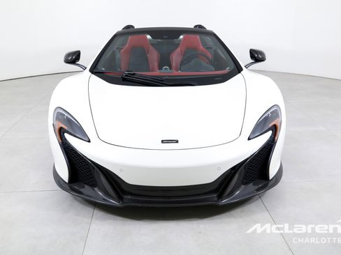 Used 2016 McLaren 650S Spider image 5