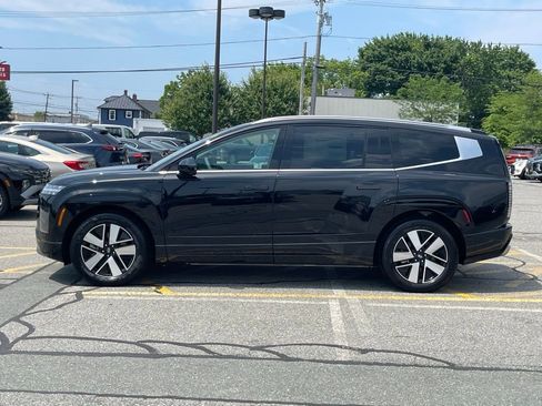 New 2026 Hyundai Ioniq 9 SEL image 2