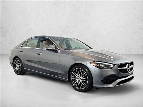Used 2023 Mercedes-Benz C 300 Sedan image 3