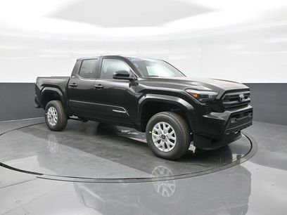 New 2025 Toyota Tacoma SR5