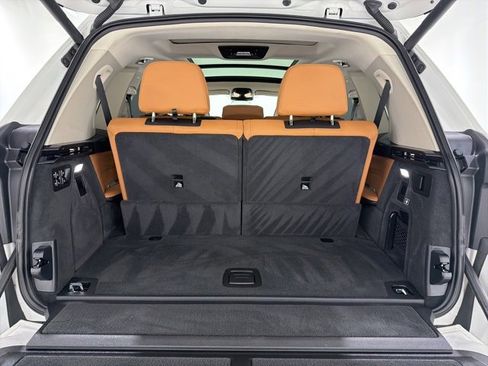Certified 2024 BMW X7 xDrive40i w/ Premium Package image 29