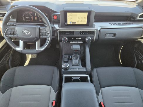 Certified 2025 Toyota Tacoma TRD Off-Road image 26