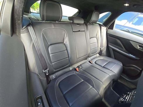 Used 2017 Jaguar F-PACE S AWD/4WD image 9