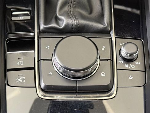 Used 2023 MAZDA MAZDA3 Hatchback w/ Appearance Package image 19