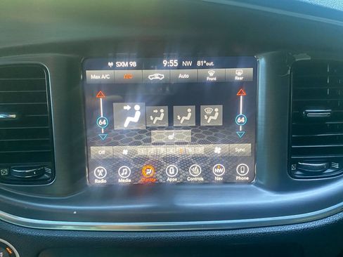 Used 2017 Dodge Charger SXT w/ Blacktop Package RWD image 30