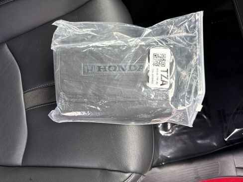 Used 2024 Honda Pilot EX-L image 35