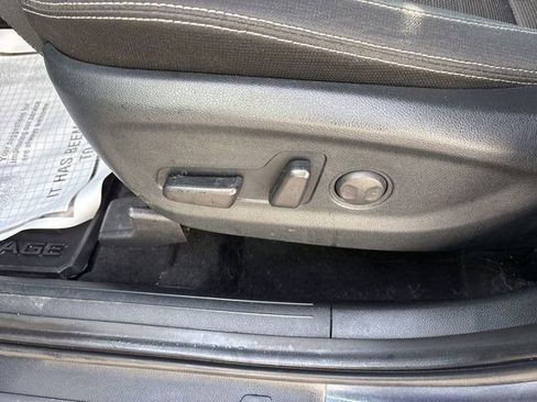 Used 2022 Kia Sportage LX w/ LX AWD Value Edition Package image 11