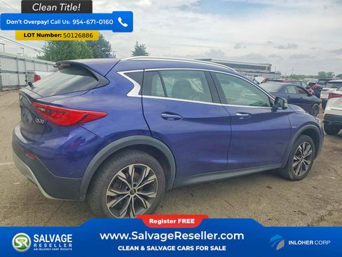 Used 2017 INFINITI QX30 AWD image 4