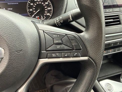 Used 2021 Nissan Altima 2.5 SV FWD image 13