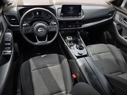 Used 2023 Nissan Rogue SV AWD/4WD image 15