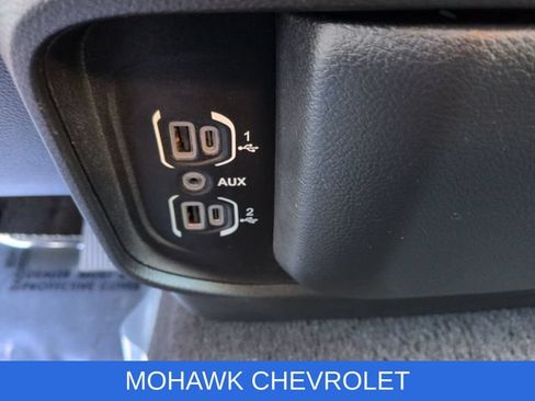 Used 2025 RAM 1500 Laramie AWD/4WD image 35