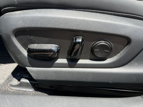 Used 2024 Lexus UX 250h FWD image 35