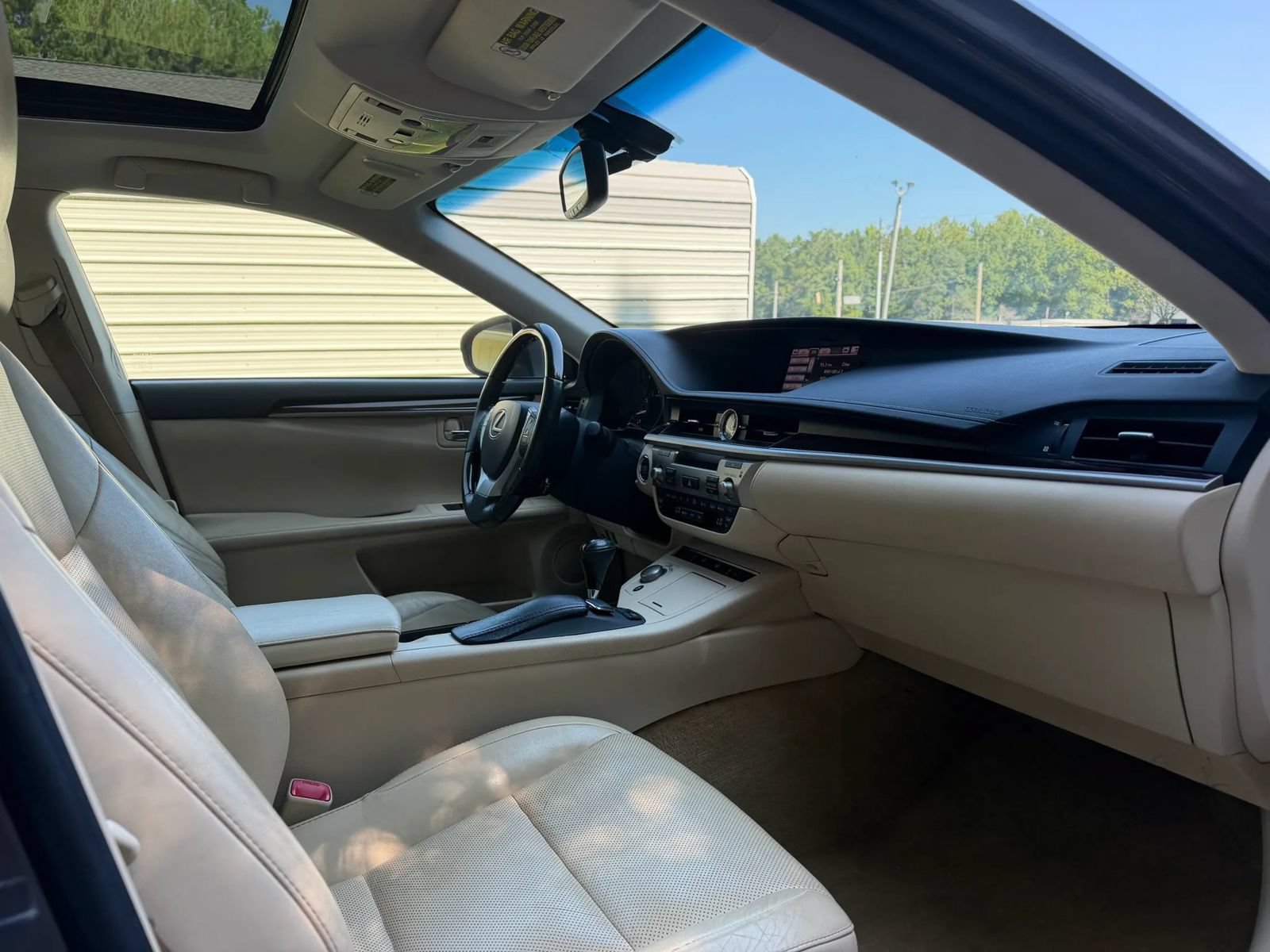 Used 2013 Lexus ES 350 w/ Luxury Pkg FWD image 26