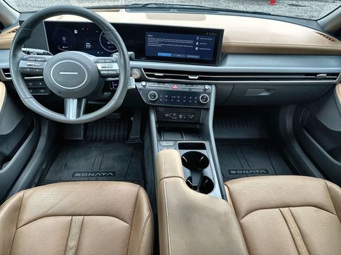 Used 2025 Hyundai Sonata Limited FWD image 19