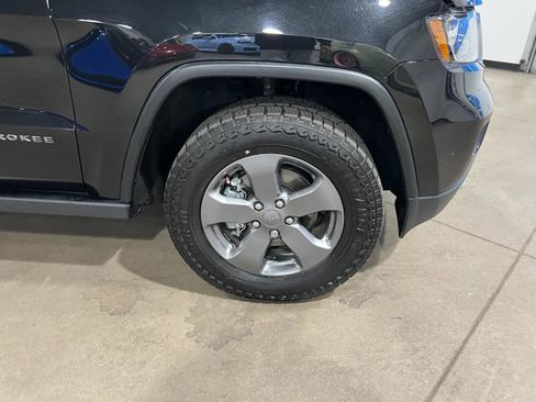 Used 2013 Jeep Grand Cherokee Trailhawk image 39