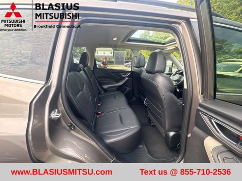 Used 2024 Subaru Forester Limited AWD/4WD image 28