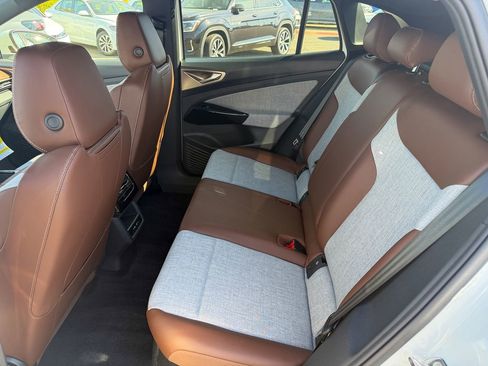 New 2026 Volkswagen ID.4 Pro image 20