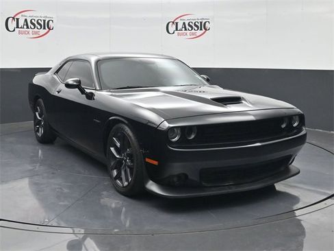 Used 2020 Dodge Challenger R/T w/ Blacktop Package image 5