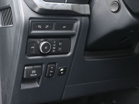 Used 2022 Ford F150 Lariat w/ Equipment Group 502A High AWD/4WD image 23