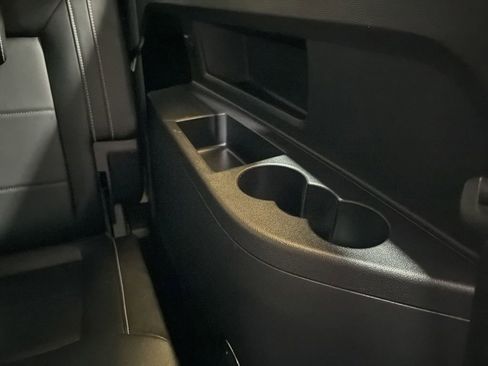 Used 2021 Volkswagen Atlas SE image 30