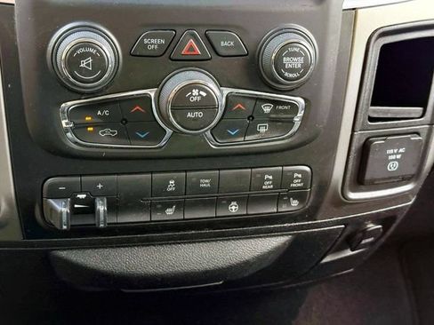 Certified 2018 RAM 1500 Big Horn AWD/4WD image 28