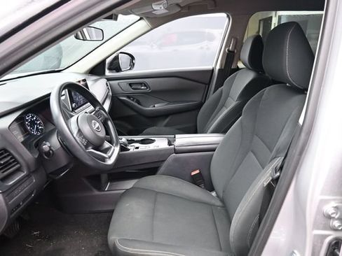 Used 2024 Nissan Rogue S FWD image 18