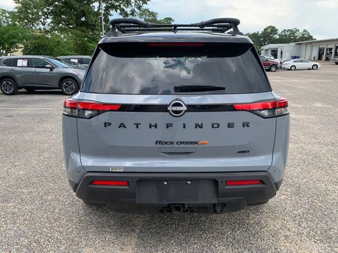 Used 2023 Nissan Pathfinder Rock Creek AWD/4WD image 6