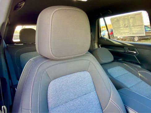 New 2026 GMC Terrain Elevation w/ Black Edition image 30