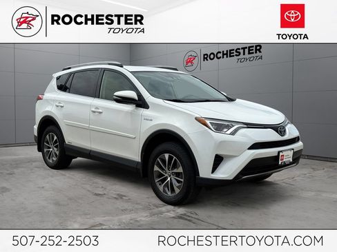 Used 2018 Toyota RAV4 LE w/ Protection Package AWD/4WD image 1