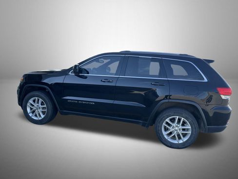 Used 2018 Jeep Grand Cherokee Laredo image 4