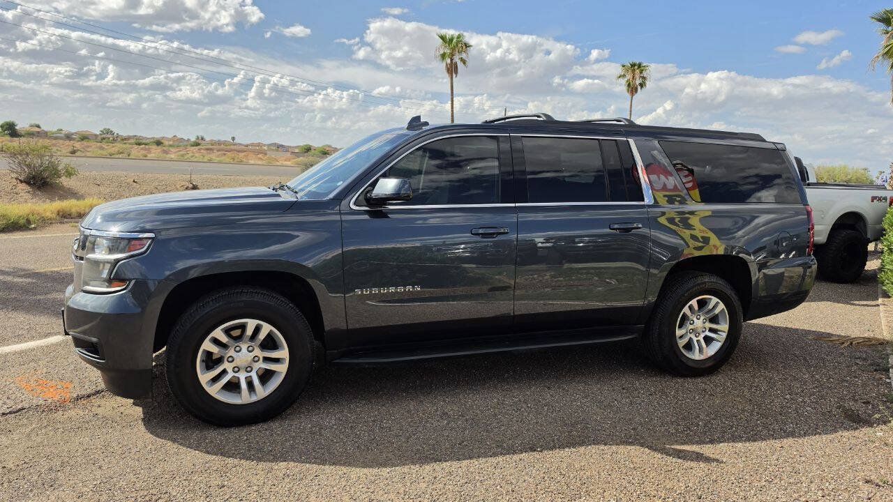 Used 2020 Chevrolet Suburban LS w/ Max Trailering Package AWD/4WD image 2