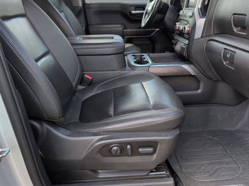 Used 2022 GMC Sierra 1500 SLT w/ SLT Premium Plus Package AWD/4WD image 41