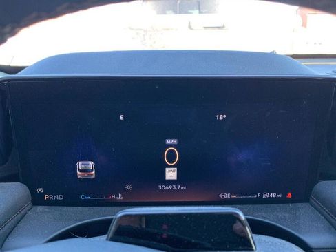 Used 2025 Lincoln Aviator Reserve w/ Equipment Group 201A image 6