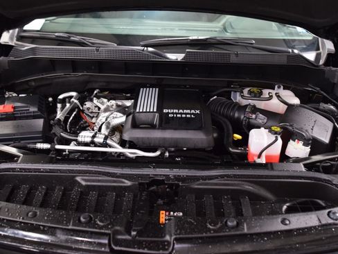 Used 2025 Chevrolet Silverado 1500 High Country w/ Midnight Edition AWD/4WD image 25