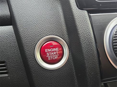 Used 2015 Honda Fit EX image 33