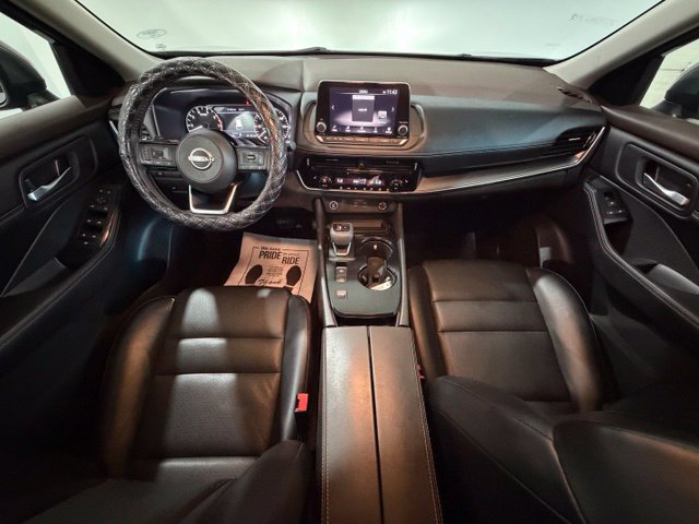 Used 2022 Nissan Rogue SV w/ SV Premium Package FWD image 14