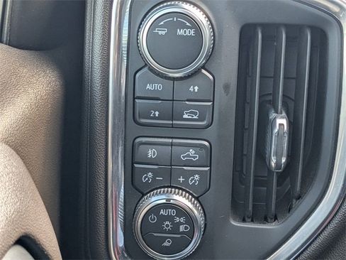 Used 2022 GMC Sierra 1500 SLT w/ SLT Premium Package image 24