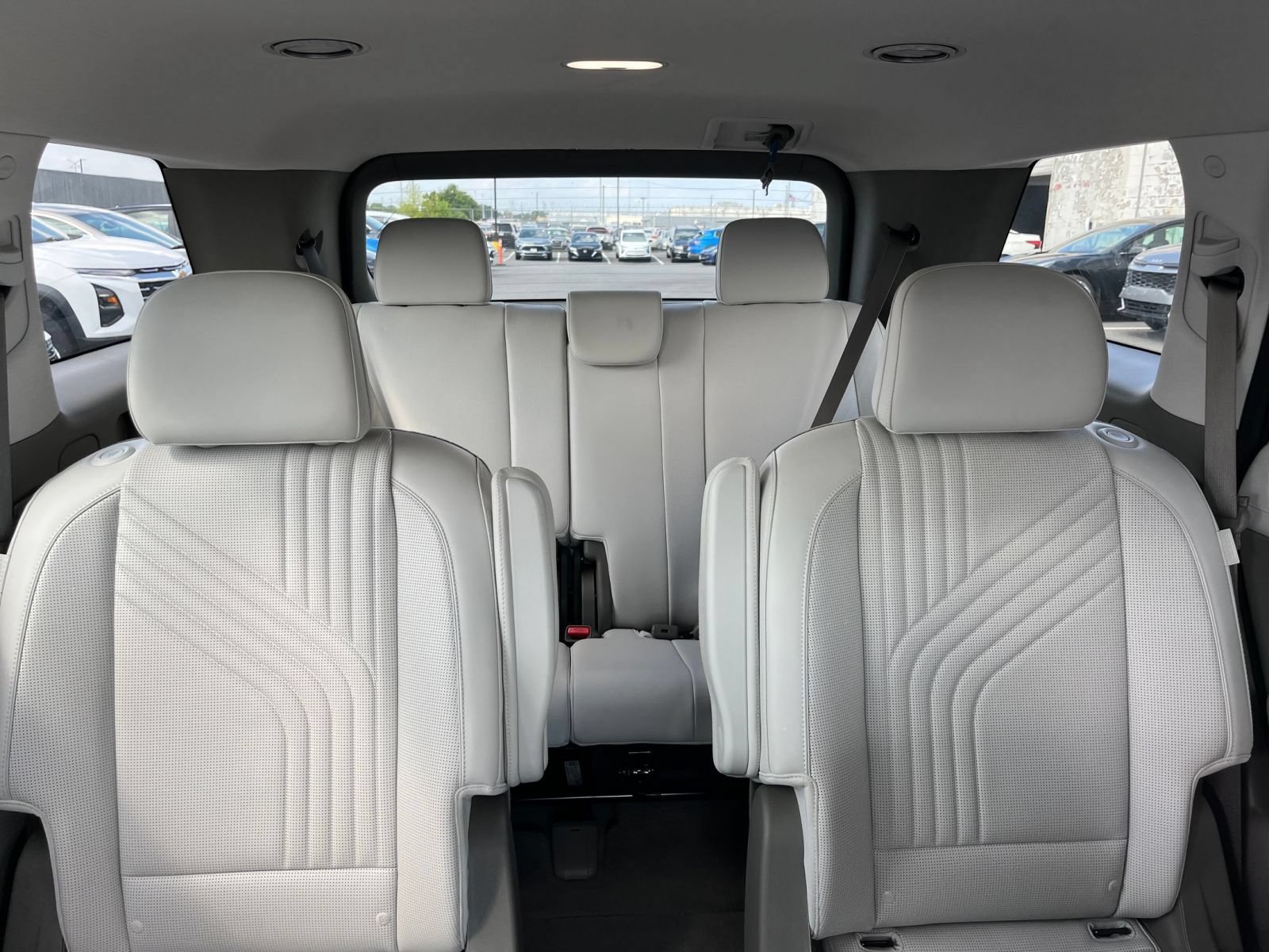 Used 2026 Hyundai Palisade SEL FWD image 40