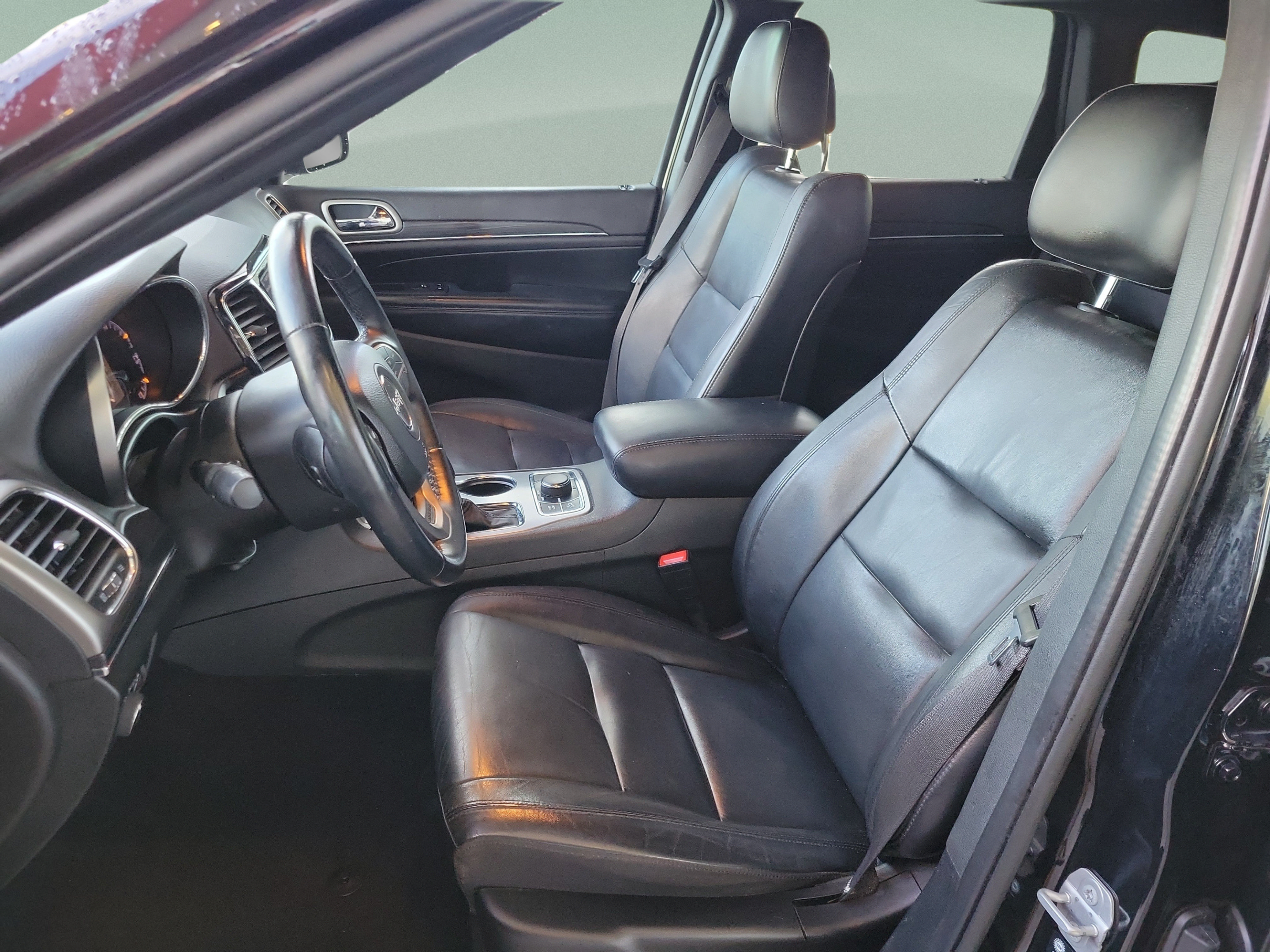 Used 2022 Jeep Grand Cherokee Limited AWD/4WD image 13